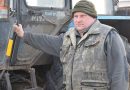 Уже не первый год трудится в ОАО «Следюки» механизатор Руслан Рябычин Уже не первый год трудится в ОАО «Следюки» механизатор Руслан Рябычин