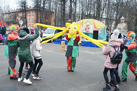 В Быхове состоялся праздник «Широкая Масленица пришла!» (фотоотчет)