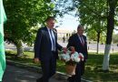 Быховчане возложили цветы к памятному знаку в честь 65-летия Победы и братской могиле советских воинов и партизан (фото) Быховчане возложили цветы к памятному знаку в честь 65-летия Победы и братской могиле советских воинов и партизан (фото)