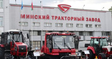 Лукашенко посетил Минский тракторный завод Лукашенко посетил Минский тракторный завод