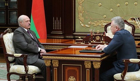Лукашенко поблагодарил ФПБ за активное участие в парламентской избирательной кампании