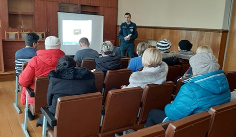 Работники Быховского РОЧС принимают активное участие в обучении членов территориальных смотровых комиссий