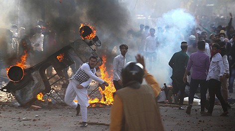 В Нью-Дели во время столкновений погибли 32 человека