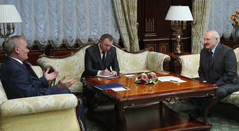 Лукашенко высоко оценил вклад посла Сербии в развитие двустороннего сотрудничества с Беларусью