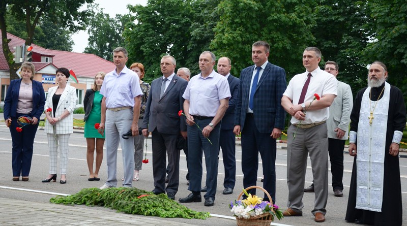 Патриотическая акция «Звон скорби» прошла в Быхове (фото)