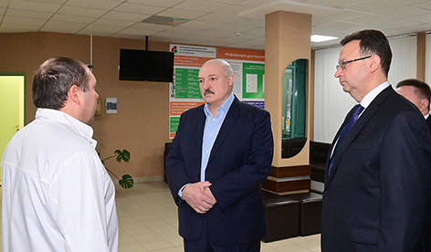 Лукашенко посетил 4-ю городскую клиническую больницу Минска