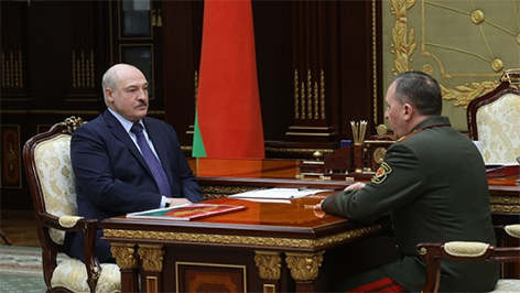 Лукашенко обсудил с Министром обороны замысел белорусско-российского учения «Запад-2021»