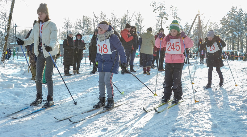 На Быховщине прошел районный этап соревнований по биатлону “Снежный снайпер” (фото)