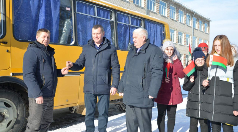 Новый автобус получил в подарок Лудчицкий УПК д/с – СШ