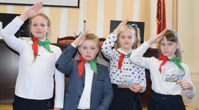 В Быховском райисполкоме прошла патриотическая акция «Мы — граждане Беларуси!» (фото)