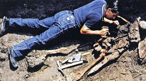 Итальянские археологи опознали тело человека, погибшего 2 тыс. лет назад в Геркулануме