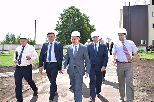 Министр энергетики Республики Беларусь Виктор Каранкевич посетил ОАО «Торфопредприятие Днепровское»