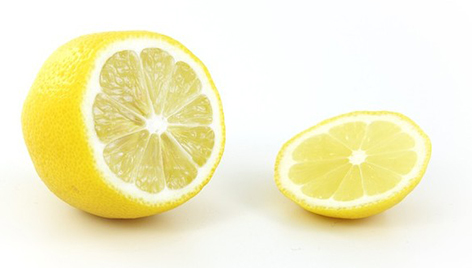 Кому полезно держать лимон в спальне: не каждый знает