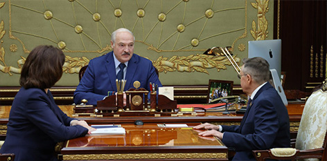 Лукашенко пообещал “Белоруснефти” “крышу” в вопросе развития инфраструктуры под электромобили