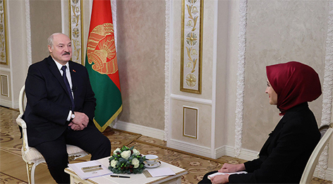 Лукашенко дает интервью турецкой телерадиокомпании TRT