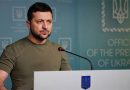 Зеленский внес законопроекты о продлении мобилизации и военного положения на Украине