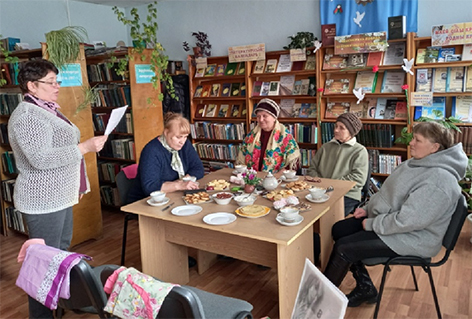 При Мокрянской сельской библиотеке в текущем году начал свою работу клуб для пенсионеров «Сударушка»
