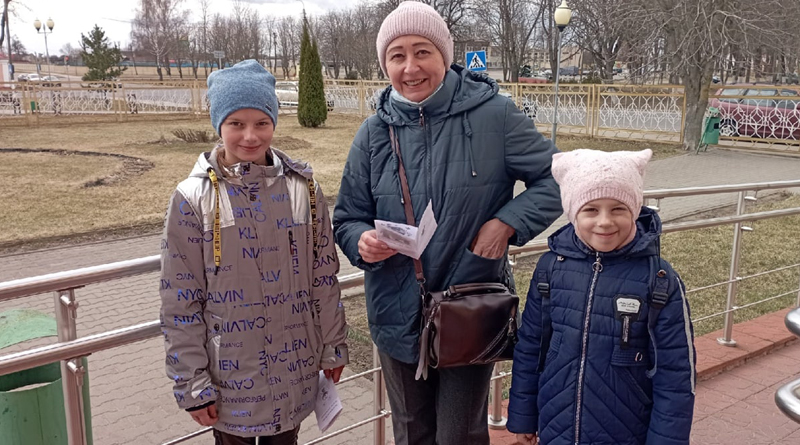 Школьники из средней школы №3 г.Быхова провели акцию «Береги свою планету!»