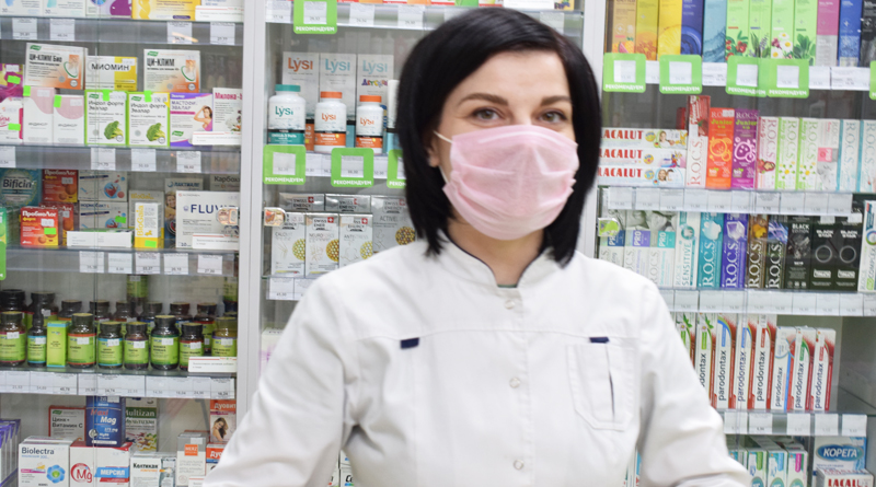 Любовь Азаренко: “Никаких перебоев с лекарственными препаратами в аптеке нет”