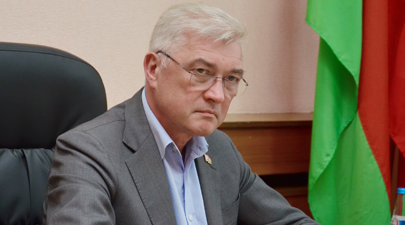 Прием граждан в Быхове провел заместитель председателя Могилевского облисполкома Валерий Малашко