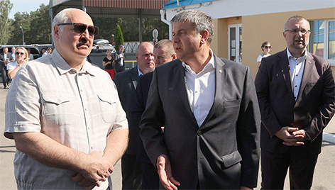 Лукашенко посещает Брестскую область. Аграрная тематика продолжается темой рапса