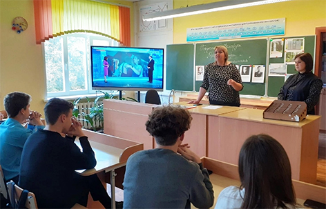 В средней школе №1 г. Быхова прошёл час информирования в рамках проекта ШАГ на тему «Активное лето активного гражданина»