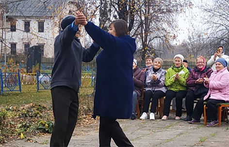 В деревнях Ямное и Красная Беларусь состоялись концерты «Доброта для души»