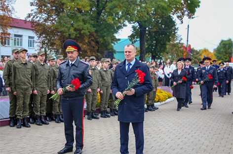 В Костюковичах торжественно открыли военно-патриотический клуб «Зубр»