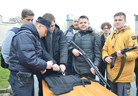 В районном отделе Следственного комитета состоялась профориентационная встреча