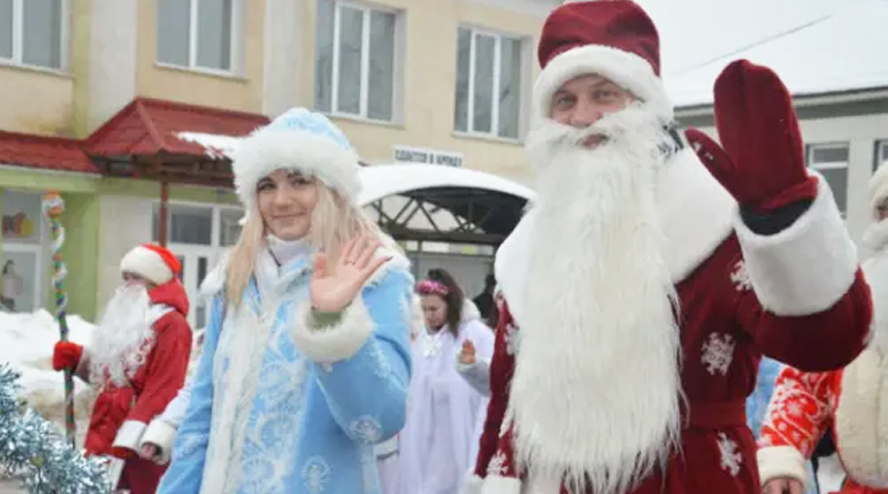 На Быховщине прошло шествие Дедов Морозов (фото)