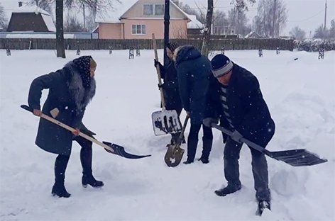 «МП» приглашает присоединиться к флешмобу «Возьми лопату!» (видео)