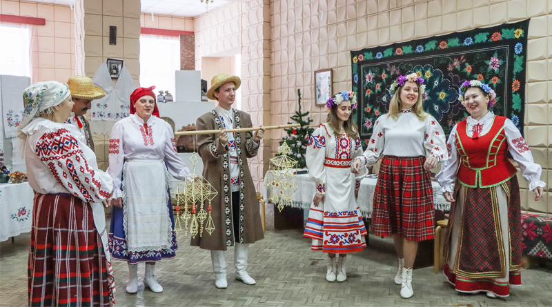 У цэнтры культуры, народнай творчасці і рамёстваў прайшоў раённы фестываль дэкаратыўна-прыкладной творчасці “Саламяны павук” (фота)