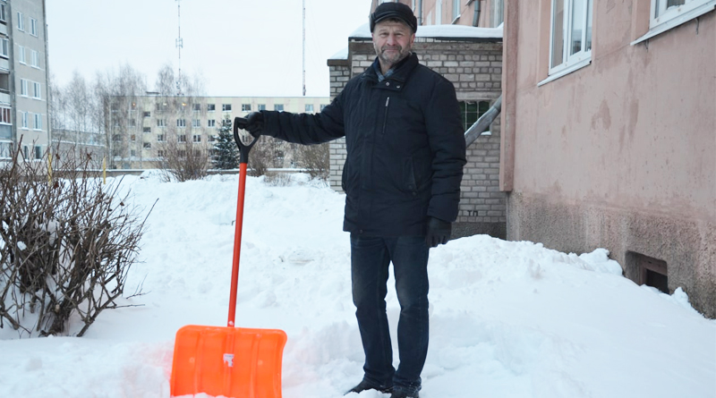 Виктор Радьков: “Призываю горожан внести свой вклад в общественно-полезное дело и поучаствовать в уборке снега”