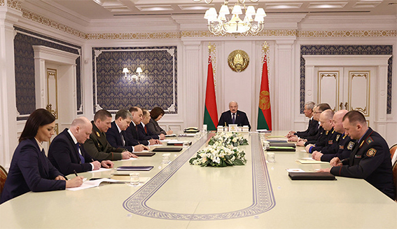 “Обойтись по-человечески”. Лукашенко говорил о работе ИП в новом формате. Вот что важно знать