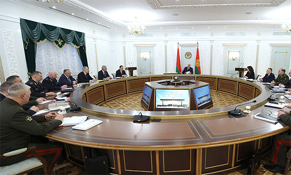 Какой будет обновленная Концепция нацбезопасности. Подробности заседания Совбеза во главе с Лукашенко