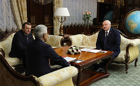Отсидеться не выйдет. Лукашенко призывает к сплочению в ОДКБ и четкому определению своей политики