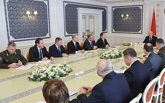 Лукашенко подчеркнул приоритетность надежности и безопасности при эксплуатации АЭС