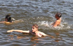 Летний отдых у воды: оставайтесь в безопасности!