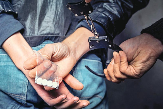 Преступления в сфере наркотиков: меры правоохранительных органов и судебная ответственность