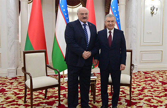 Лукашенко встретился с Президентом Узбекистана Мирзиёевым