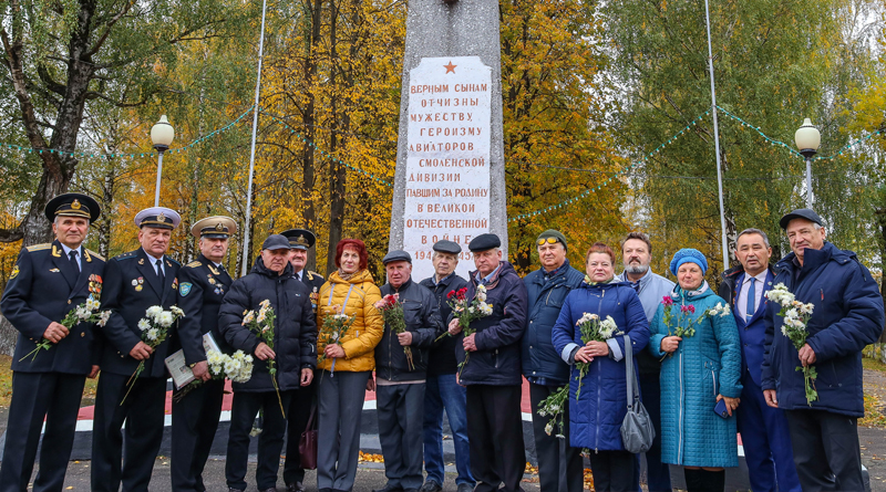 В Быхове почтили память авиаторов-героев