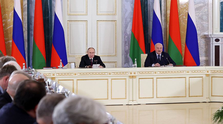 “От южного полюса до северного”. Лукашенко рассказал о серьезной совместной работе с Путиным