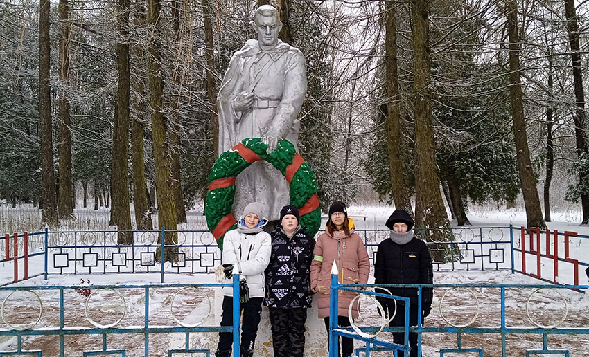 Ребята из Следюковской  средней школы стали участниками областного патриотического проекта «Научись помнить»