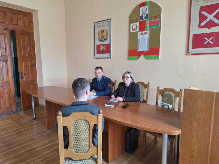 Как прошел правовой прием граждан в Быхове