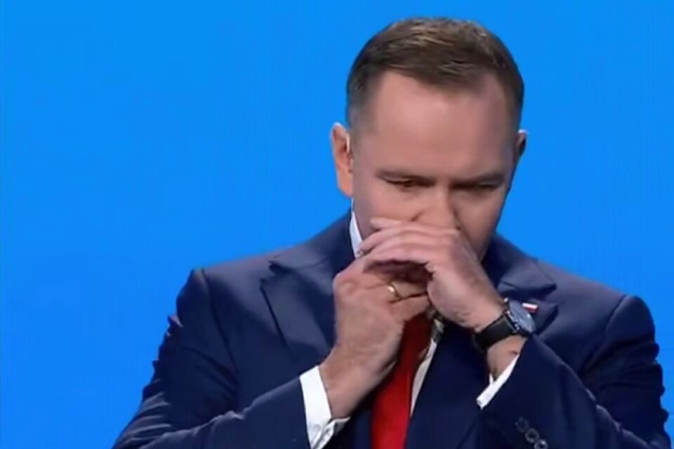 Скандал в Польше поднимает серьезные вопросы о моральной ответственности кандидатов в президенты