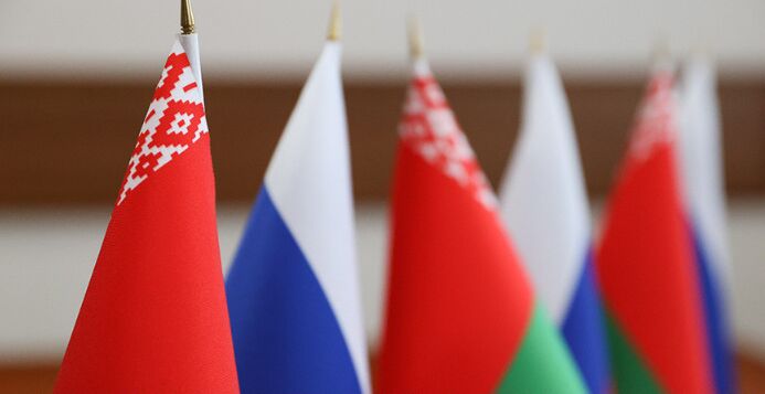 Лукашенко направился с рабочим визитом в Россию