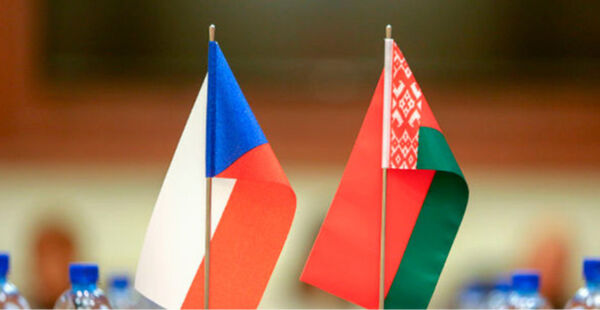 Лукашенко выразил надежду, что Беларусь и Чехия в ближайшем будущем преодолеют существующую турбулентность