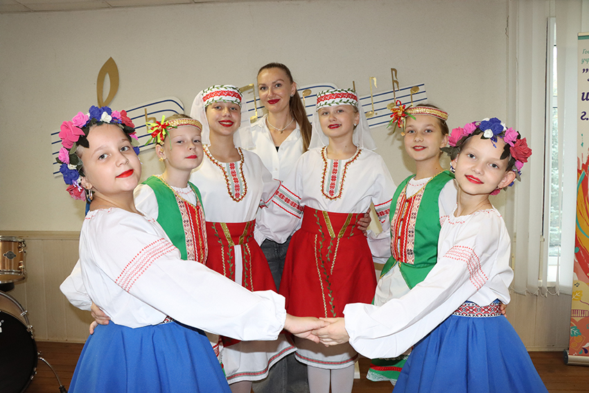 Быховская хореография: Екатерина Аканова и ее ансамбль «Джем»