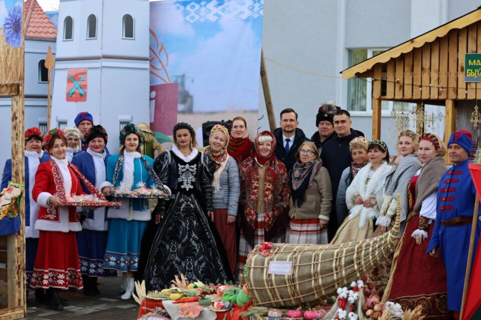 Александр Киселёв поздравил работников сельского хозяйства с Дожинками-2025