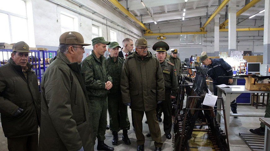 Военные ведомства Беларуси и Кубы договорились активизировать сотрудничество